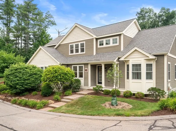 3 McGill Ct #214, Hopkinton, MA 01748