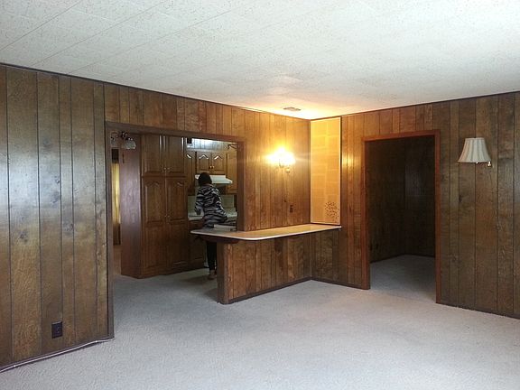 5th image of 7711 Westfield Blvd