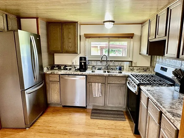 4631 Melody Ln — Photo 3