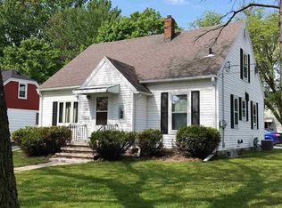 1751 N Erb St, Appleton, WI 54911