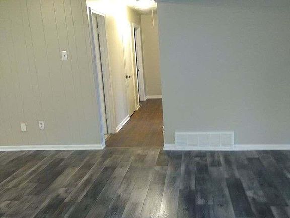 5th image of 7440 Eastover Dr