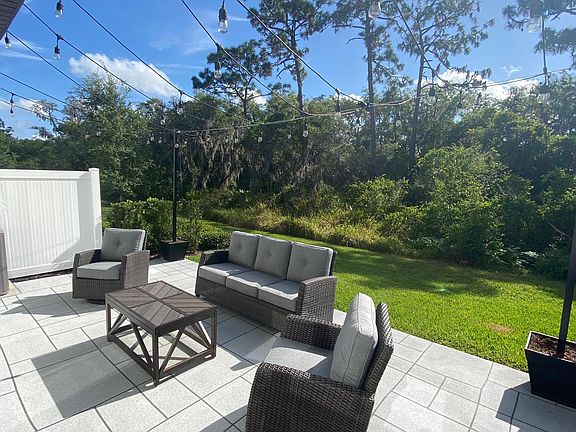 4th image of 11085 Whistling Pine Way