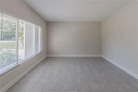 5th image of 124 Highland Dr