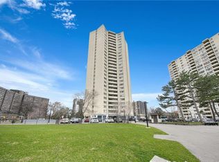 330 Dixon Rd #905, Toronto, ON M9R1S9