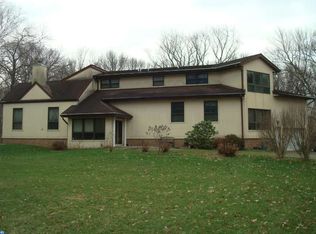 10 Circle Dr, Robbinsville, NJ 08691