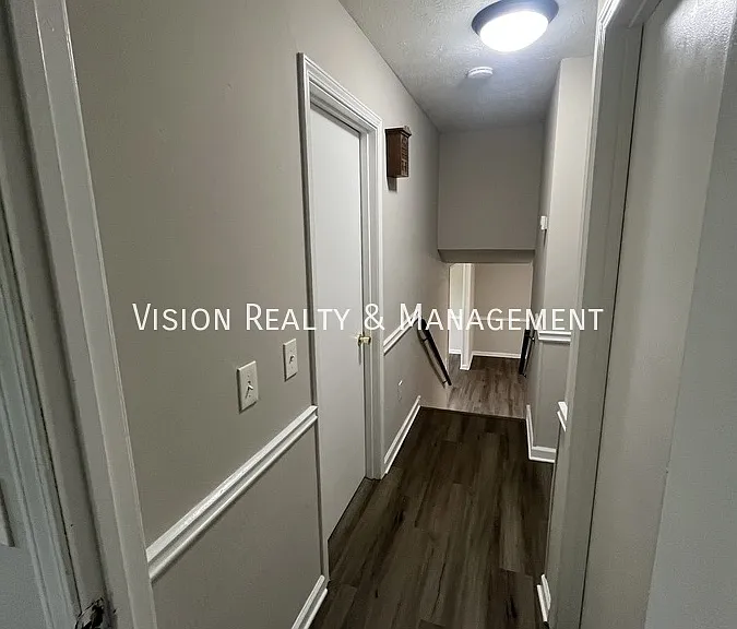 153 Carroll Cir — Photo 33