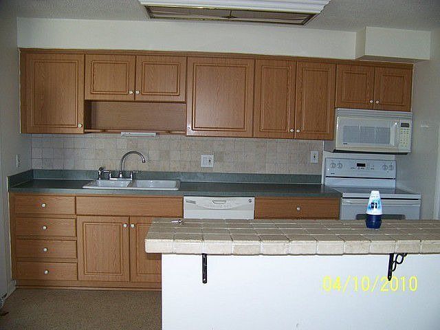 2nd image of 1345 Ebb Tide Ave