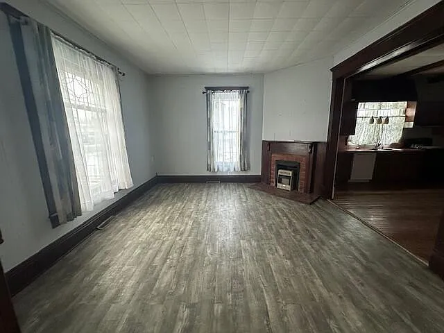 678 S English Ave — Photo 9