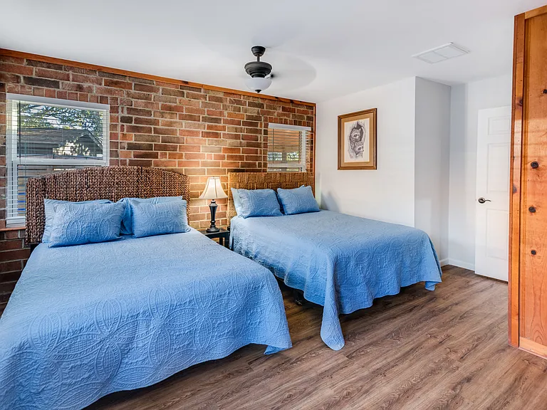 624 Hillcrest Frst — Photo 28