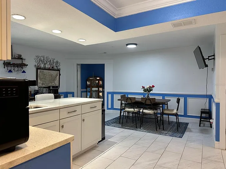 818 Mendoza Dr — Photo 18