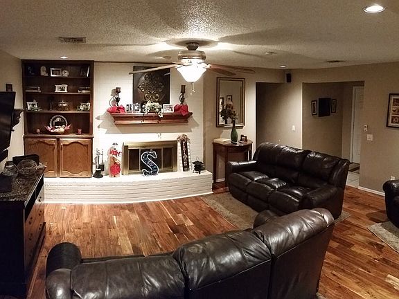 5th image of 10217 Glascow Dr