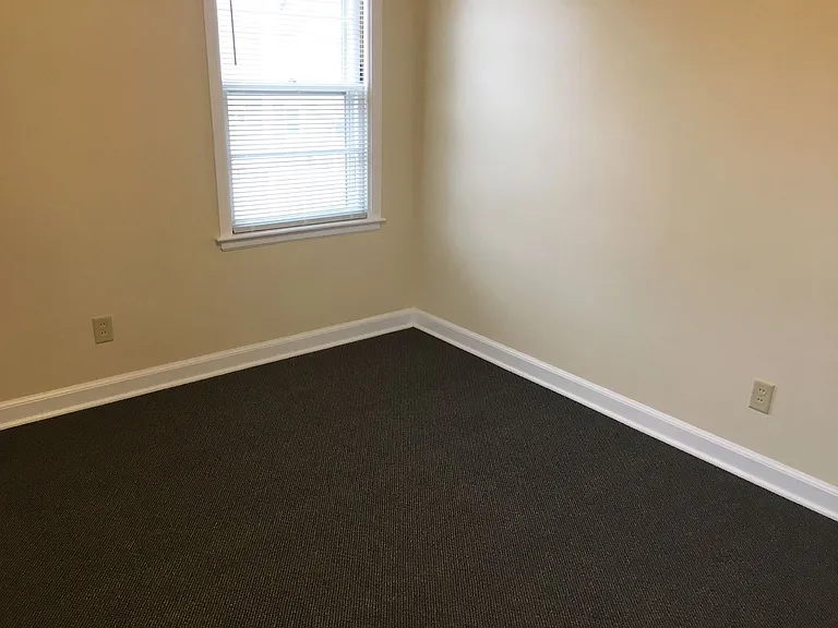 2405 N 6th St — Photo 35