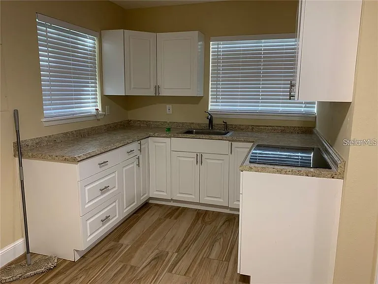 3090 Sunset Point Rd — Photo 12