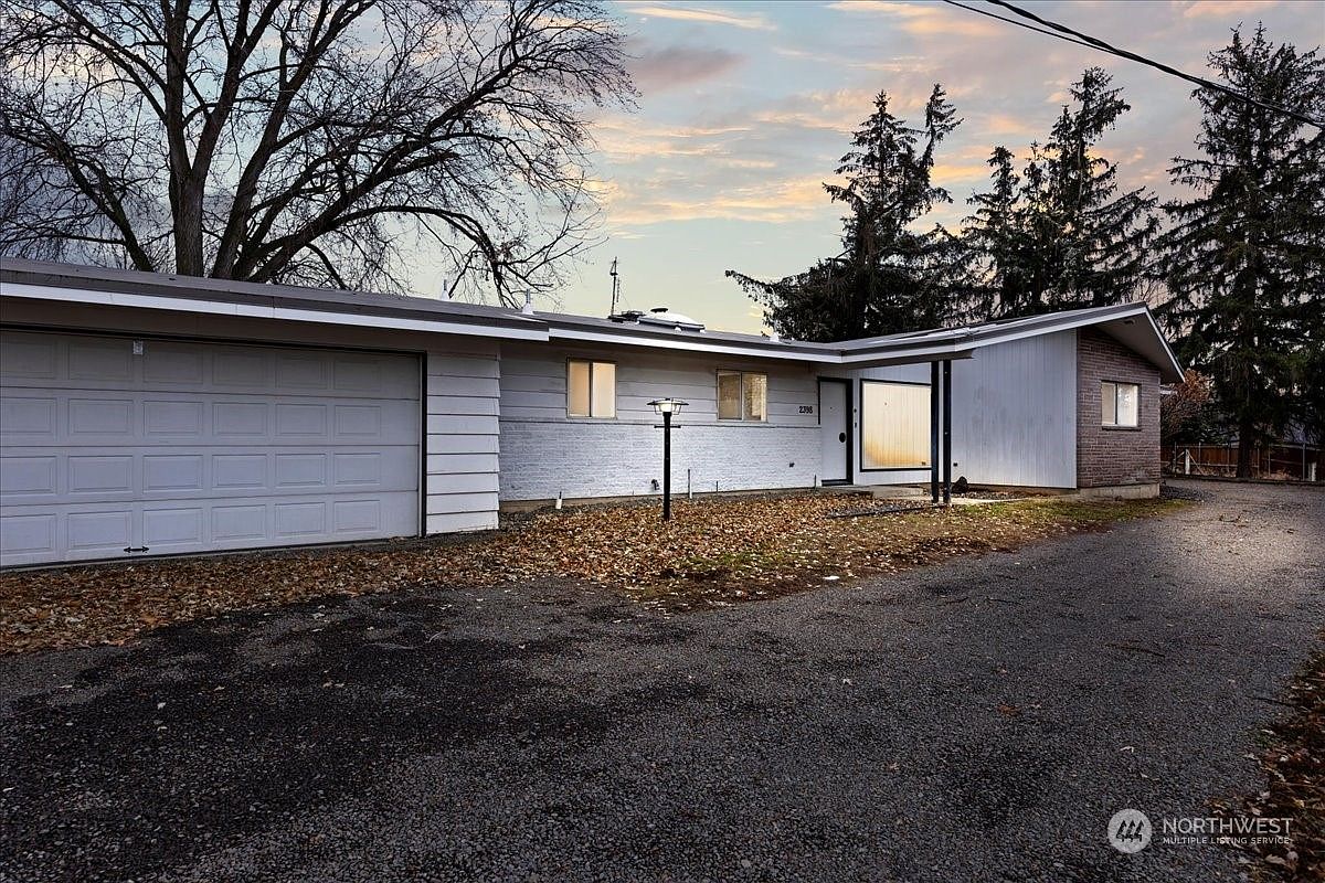 2398 Herbert Place, Walla Walla, WA 99362 Zillow