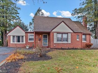 310 Lewis Rd, Broomall, PA 19008