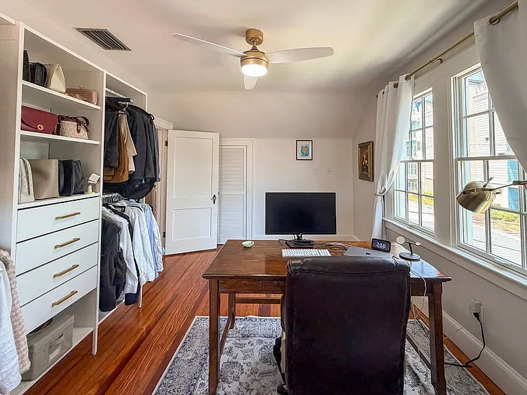 417 SW 10th St — Photo 40
