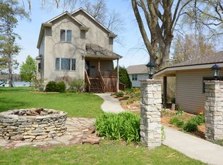 W914 Shorewood Dr, East Troy, WI 53120