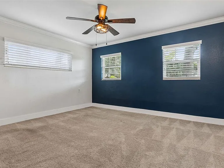 2603 N Ridgewood Ave — Photo 20