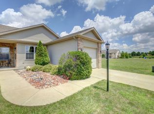 3802 Balmoral Dr, Champaign, IL 61822