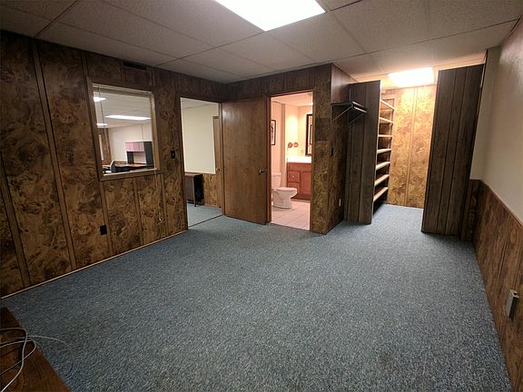 5th image of 109 S Newton Ave