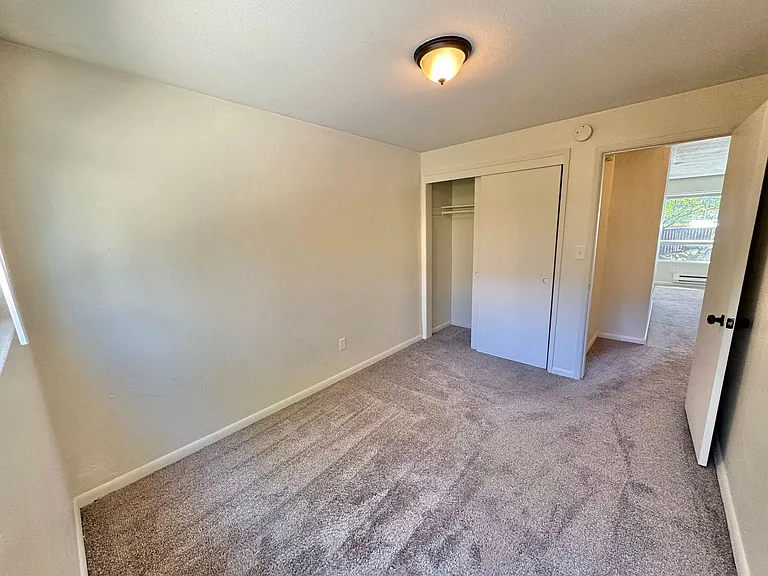 9043 35th Ave SW — Photo 13