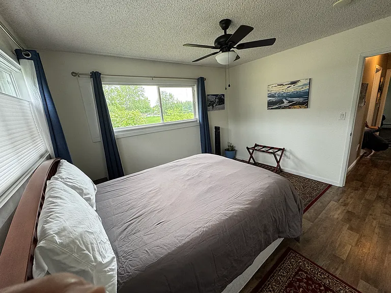 2160 Stanford Dr — Photo 10