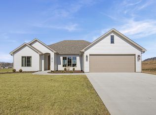 4519 Estacada Dr, Columbia, MO 65201