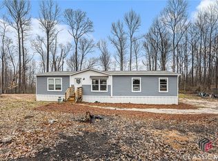 99 Phillips Dr, Royston, GA 30662