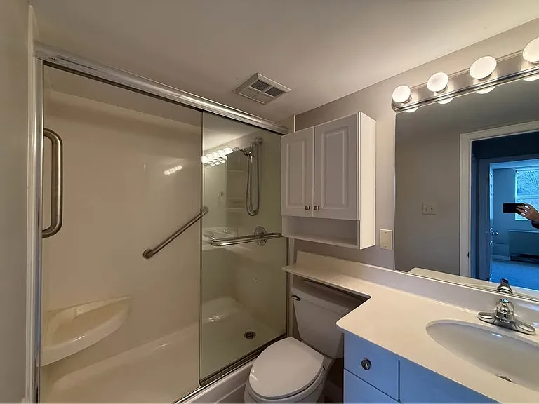 600 Talbot St #308 — Photo 13
