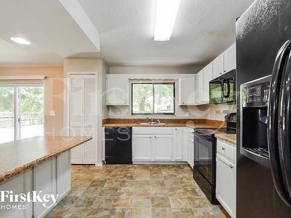 5th image of 5642 Westview Dr