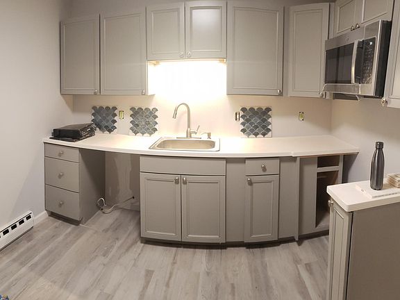 3rd image of 565 Clark Ave APT 6