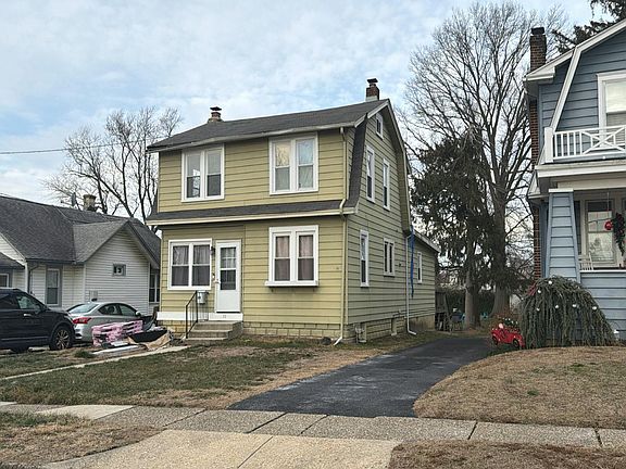 2nd image of 33 Haverford Rd