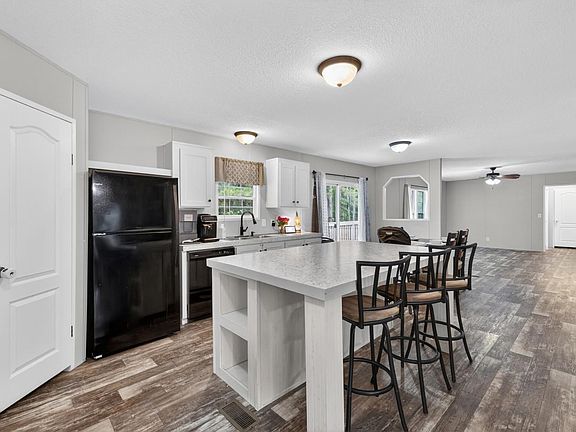 4th image of 1364 Tidway Circle