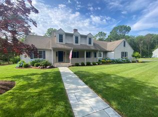 49 Old North Rd, Bourne, MA 02532