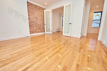 Rented by Genik Group Corp
