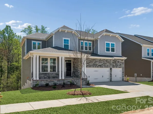 204 E Warfield Dr, Mooresville, NC 28115