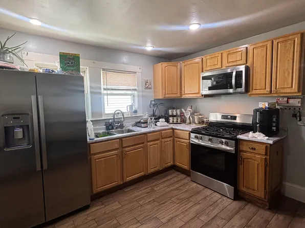 15-17 Roxana St #2, Hyde Park, MA 02136