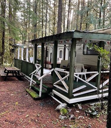 3rd image of 11 Two Wilderness Way