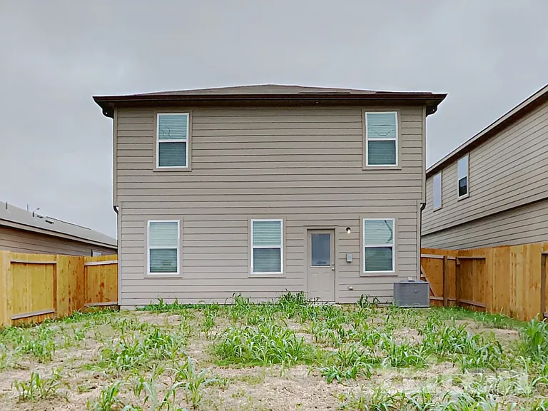 732 Shoal Crk — Photo 25
