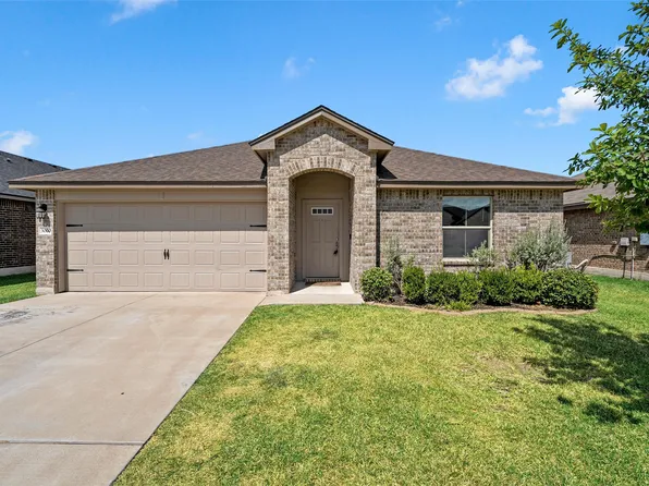 3000 Skinner Dr, Lorena, TX 76655