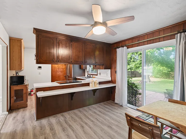 33 Tanglewood Dr — Photo 5