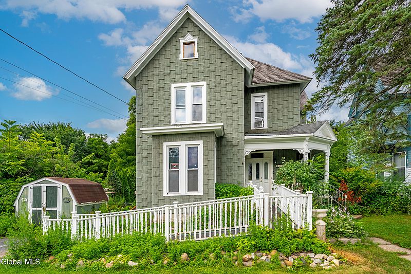 2nd image of 25 Chestnut Street