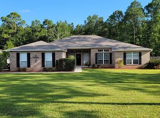 5613 Michael Dr, Milton, FL 32583