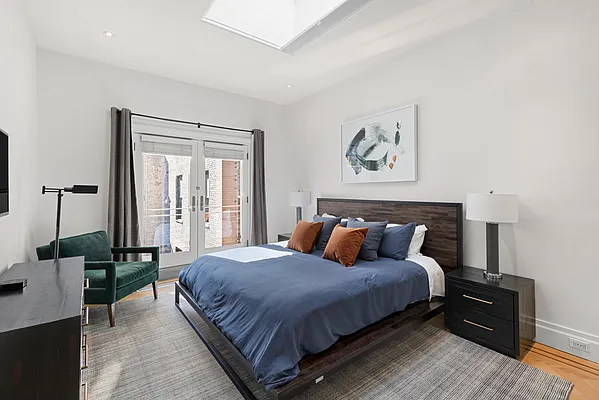 Rented by Compass | media 6