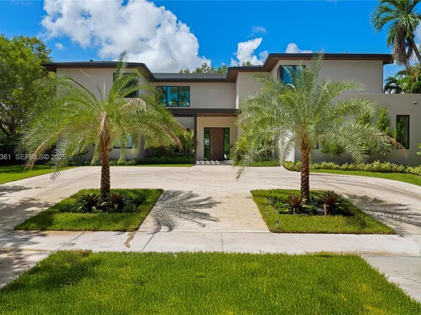 19900 NE 21st Ct, Miami, FL 33179