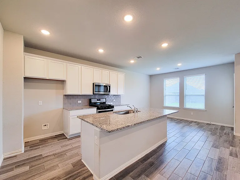31419 Horseshoe Meadow Bnd — Photo 11