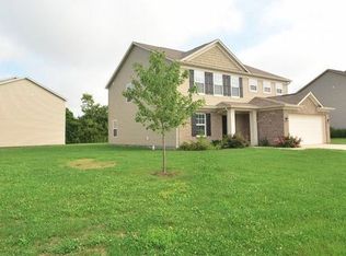 6810 Roundrock Ct, Avon, IN 46123