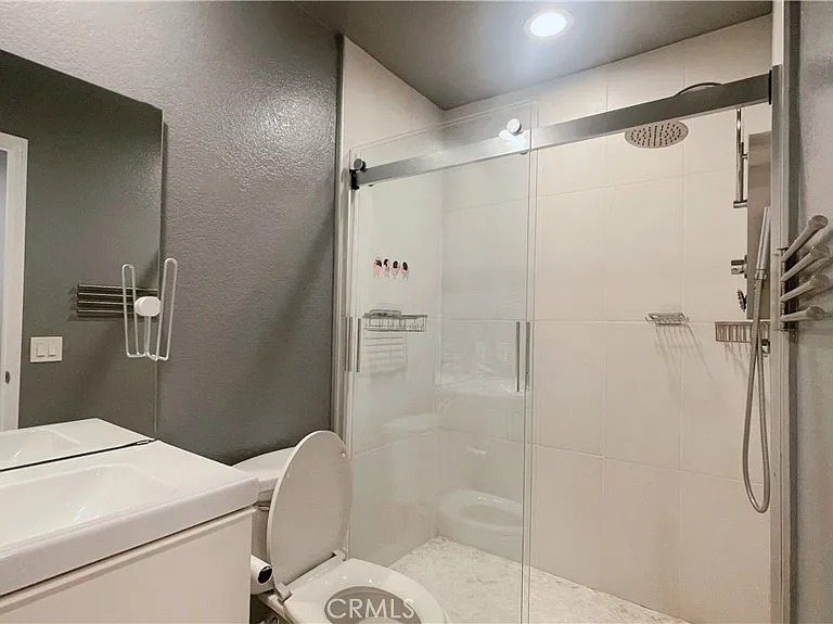 2470 Saratoga Ln — Photo 19