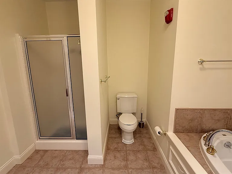 2000 Davenport Ave #2107 — Photo 24