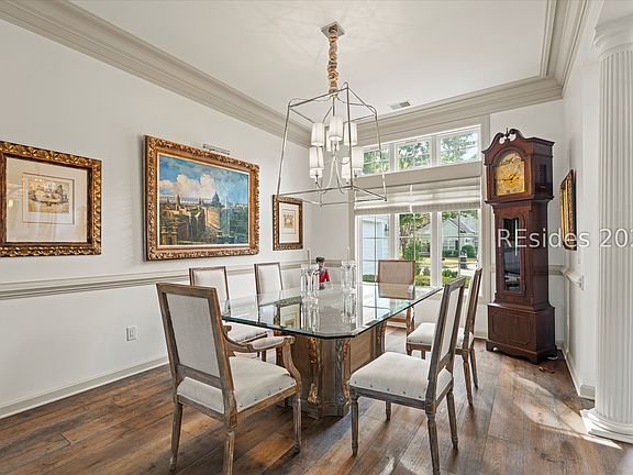 4th image of 157 Oak Forest Rd